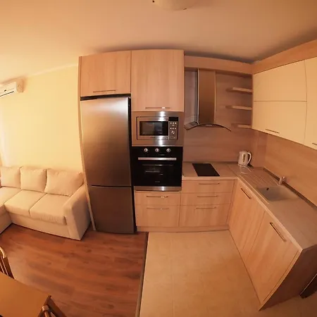 Europroperties Riviera Park ゴールデンサンド